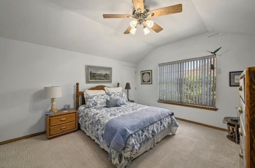3918 Caney Crk Rd, Austin TX  78732-2216 exterior