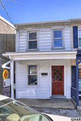 415 Arch St, Carlisle, PA 17013-3806