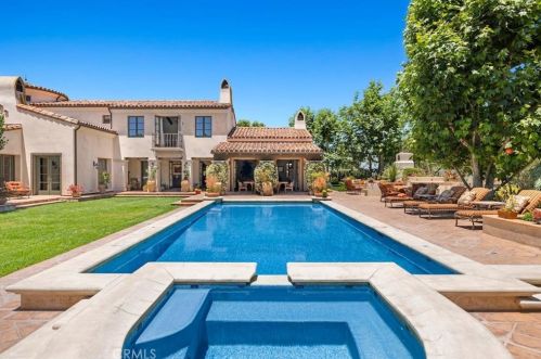 50 Golden Eagle, Irvine CA  92603-0308 exterior