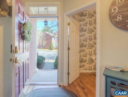 1123 Somer Chase Ct, Charlottesville, VA 22911-5776