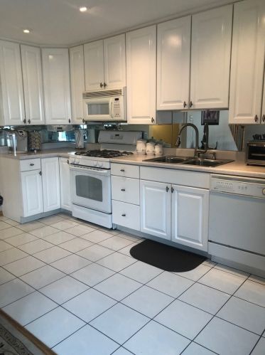 7789 Nordica Ave, Niles IL  60714-3311 exterior