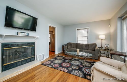 350 55th St, Willowbrook IL  60514-3015 exterior