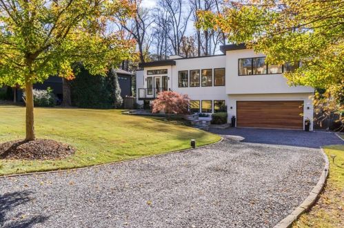 1311 Hopkins Ter, Atlanta GA  30324-3825 exterior