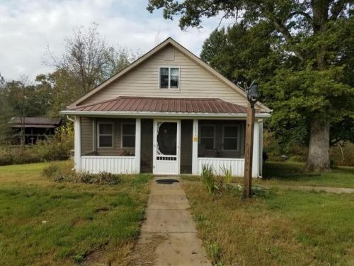 1306 Old Allardt Rd, Jamestown, TN 38556-4318