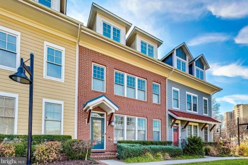 646 Ellsworth Dr, Silver Spring MD  20910-4301 exterior