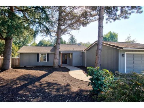 808 Elliott Rd, Newberg, OR 97132-1908
