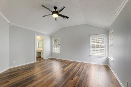 7704 Basil Dr, Austin TX  78750-7930 exterior