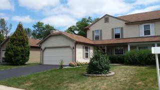 1895 Appaloosa Dr, Naperville, IL 60565-6701