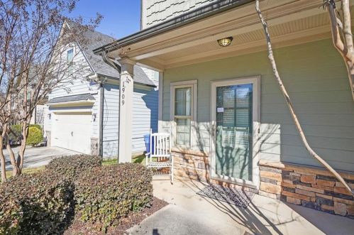 1909 Felker Ward St, Atlanta GA  30318-1810 exterior