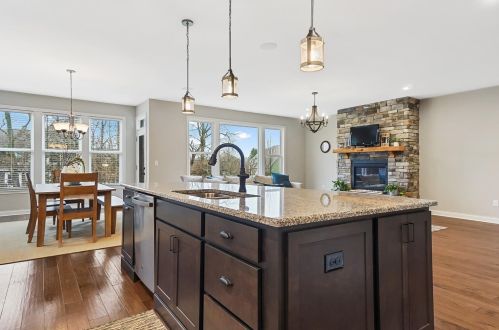 190 Winding Creek Dr, Springboro OH  45066-8200 exterior