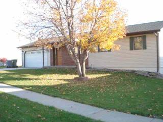 1803 College View Dr, Hadar, NE 68701-2172