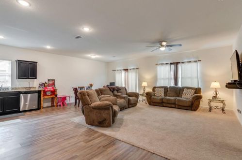 5328 Stone Meadow Ln, Fort Worth TX  76179-4283 exterior