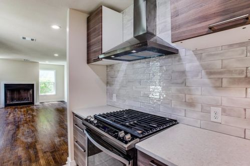 3908 Trail Lake Dr, Fort Worth TX  76109-3522 exterior
