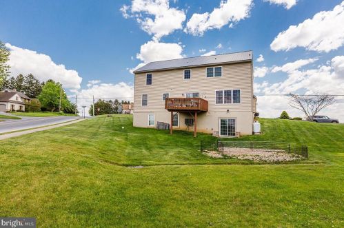 2355 View Rd, Lancaster PA  17602-1844 exterior