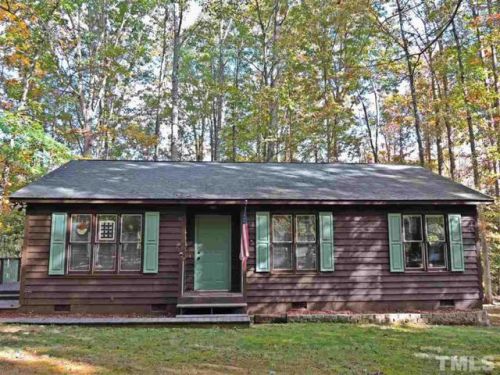 384 Cedar Laurel Ln, Rougemont, NC 27572-6918