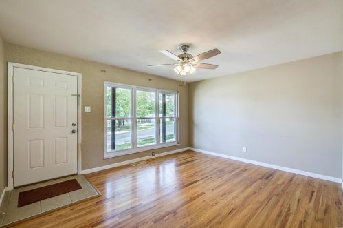 701 Fetlock Dr, Fenton, MO 63026-3315