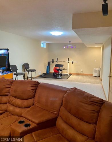 13875 Flagstaff Ave, Saint Paul MN  55124-5055 exterior