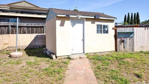 57 H St, Chula Vista CA  91910-4933 exterior