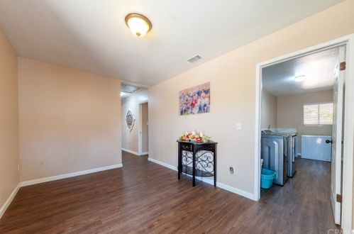 5500 Montero Dr, Riverside, CA 92509-5632