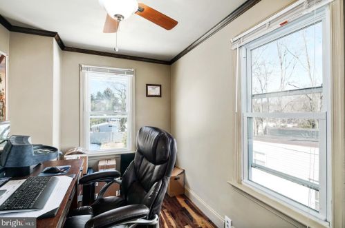 277 Lk, Haddonfield NJ 08033-1509 exterior