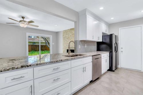 1906 Gross Rd, Dallas TX  75228-4767 exterior