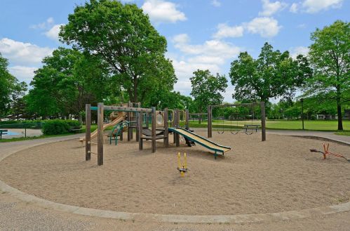 4429 42nd Ave, Minneapolis MN  55406-4043 exterior