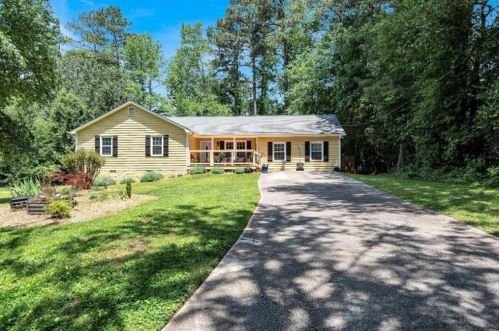 510 Willow Ln, Stockbridge, GA 30281-2026