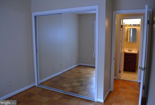 8902 16th St, Silver Spring MD 20910-2231 exterior