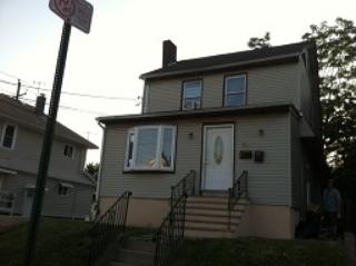 290 19th St, Paterson, NJ 07524-1810