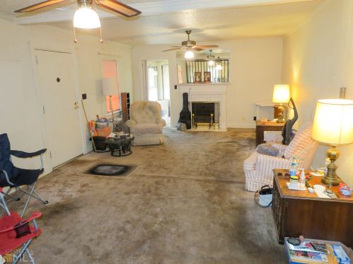 5152 Ash St, Forest Park, GA 30297-3912