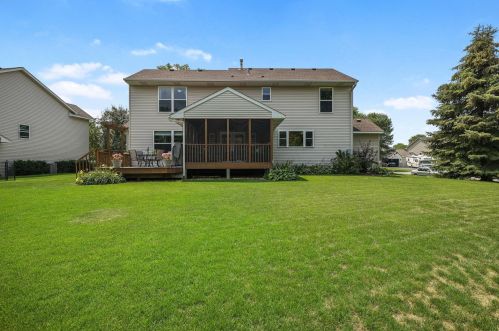 8009 Greenbriar Ln, Saint Paul MN  55125-8472 exterior