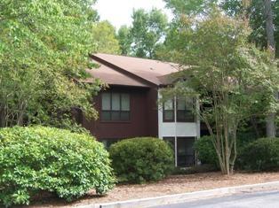 521 New Kent Pl, Cary NC  27511-7603 exterior