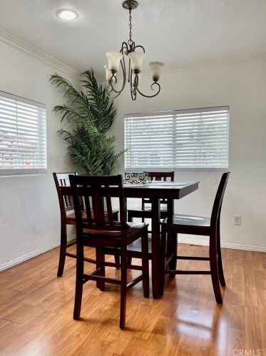 6656 Rosecrans Ave, Paramount CA  90723-3100 exterior