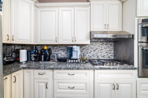 1325 Sandalwood Ave, Anaheim CA  92805-1642 exterior