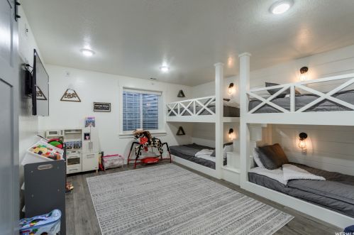 288 200, Wellsville UT 84339-9703 exterior