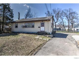 203 Nichols Ave, Stratford, CT 06614-4926