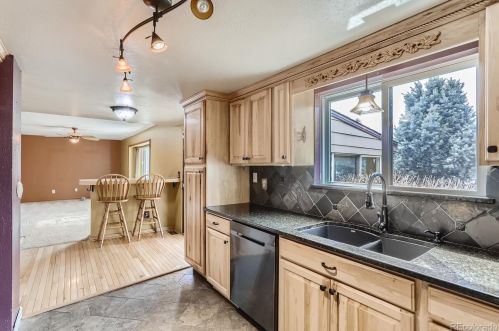 17118 Evans Dr, Aurora CO 80013-1248 exterior