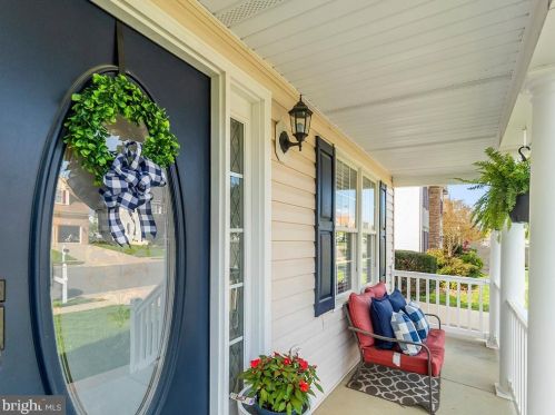 80 Country Manor Dr, Fredericksburg, VA 22406-7278
