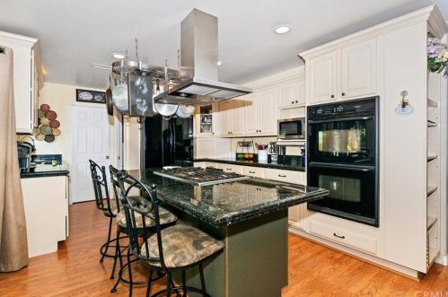 766 Spruce St, Riverside CA  92507-3039 exterior
