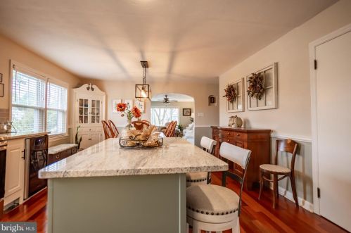 221 Clearview Rd, Hanover PA 17331-1311 exterior