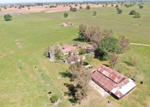 20167 Brandt Rd, Lodi, CA 95240-9717