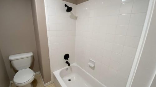 5030 Deerpath Dr, Conroe TX  77303-2380 exterior