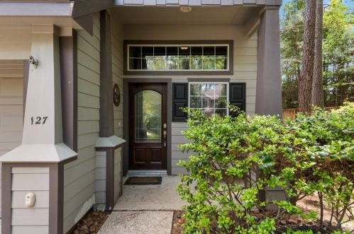 127 Cornflower Dr, Conroe TX  77384-5081 exterior