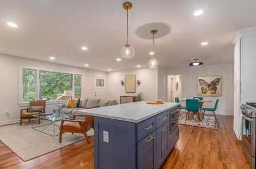 2130 Bolling Brook Dr, Atlanta GA  30311-2516 exterior