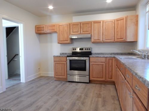 420 Sharp St, Hackettstown NJ  07840-1934 exterior