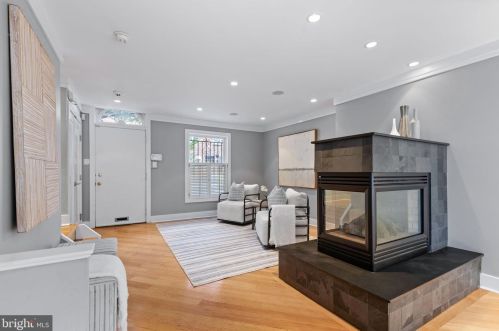 1726 Lombard St, Philadelphia PA  19147-1531 exterior