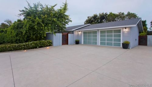 992 Orpheus Ave, Encinitas, CA 92024-2159