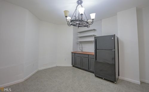 408 Harris Manor Dr, Atlanta GA  30311-2118 exterior