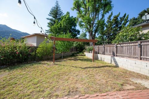 4217 Boston Ave, Glendale CA  91214-2411 exterior