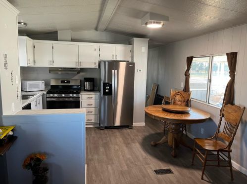 5519 Keith Ct, Turlock, CA 95382-9566